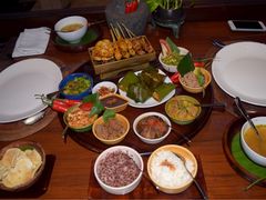 -DiAtas by Art Cafe Bumbu Bali