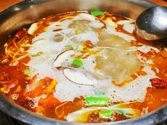 酸萝卜鸭架汤-守柴炉烤鸭(科华中路王府井店)