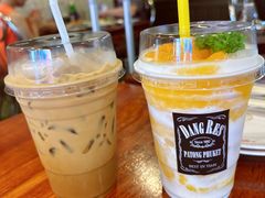 -Dang restaurant (patong phuket)