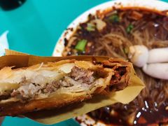 锅盔-甘记肥肠粉(马鞍北路店)