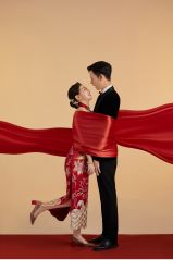 -至臻微拉婚纱摄影