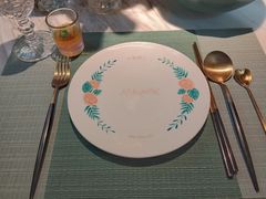 餐具摆设-蜜桃花开·中西融合菜E&W(南长街店)