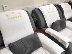 -爱脊康新中式推拿(江汉路步行街店)