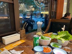 -明洞阿姨·韩式酱蟹烤肉·创意料理(三元桥店)