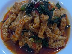 -巴特餐饮6加1音乐餐吧·新疆菜