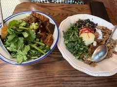 -CowCow其其·牛杂咖啡公司(六运店)