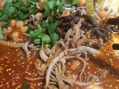 -张翻越·川渝冒菜·武汉黑鸭煲(城北万象城店)