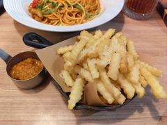 -必胜客(砂之船中东奥莱店)