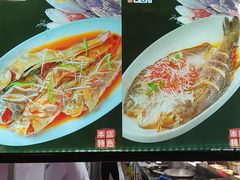 -乔家小院•非遗驴肉•本地小海鲜(滨河路店)