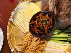 -魏铭鱼头捞饭(晋阳路店)