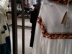 -ZARA(凯德乐峰广场店)