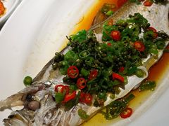 -西湖书堤(平湖八佰伴店)