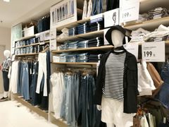 -优衣库(重庆星光时代广场店)