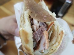 -闫家驴肉火烧(五四店)