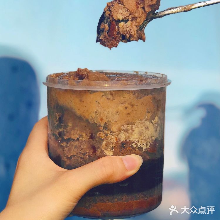 @沙拉日常博 真的太喜欢了吧  真的超大一罐