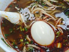 -陇上全荟兰州传统牛肉面(延吉路店)