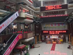 -汉口北国际商品交易中心品牌服装城