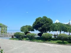 -鹰龙海畔度假酒店(咸祥店)