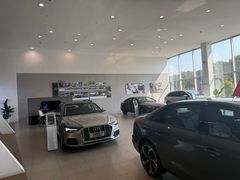 -上海永达奥诚奥迪4S店(申江路店)