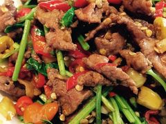 炒黄牛肉-巴陵全鱼席(湖南老字号汴河街店 )