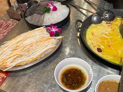 -朱光玉火锅馆(龙阳广场店)
