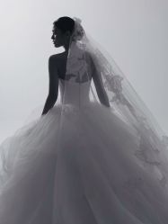 -珠海女王嫁衣馆(珠海左右创意园店)