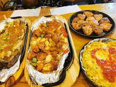 -老东镇啤酒屋海鲜加工·蒸汽海鲜·海鲜烧烤(台东店)