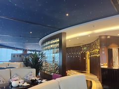-粤海酒店-旋转餐厅