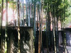 -穹六人间 people 6(岳阳路店)
