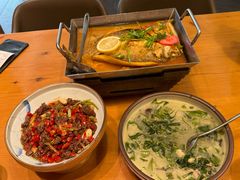 -老板很二(吉大店)