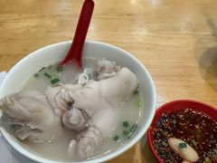 -雷祖芳老妈蹄花店