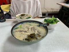 -明呈黄鱼面馆(斜土路店)