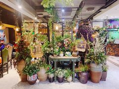 -舌尖上的食缘花园主题餐厅