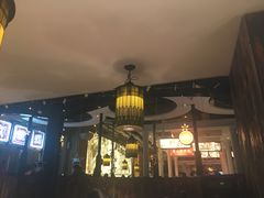 -粤港湾砂锅粥·宵夜(宝龙店)