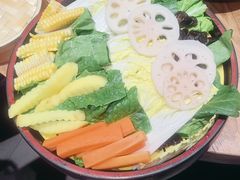 -一朵菌·野生菌探索家火锅(南亚店)