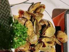 -嗨辣小聚·盘锦河蟹·海鲜烧烤龙虾(盘锦十年好店)