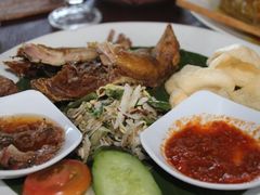 -Warung Babi Guling Ibu Oka 3