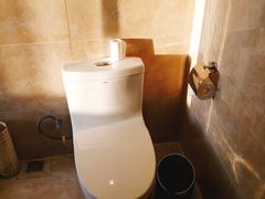 -铂逸梦秦酒店(横店梦幻谷店)