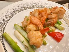 -浅深(世茂滨江精品店)