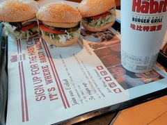 -The Habit Burger Grill 哈比特汉堡(复兴soho店)