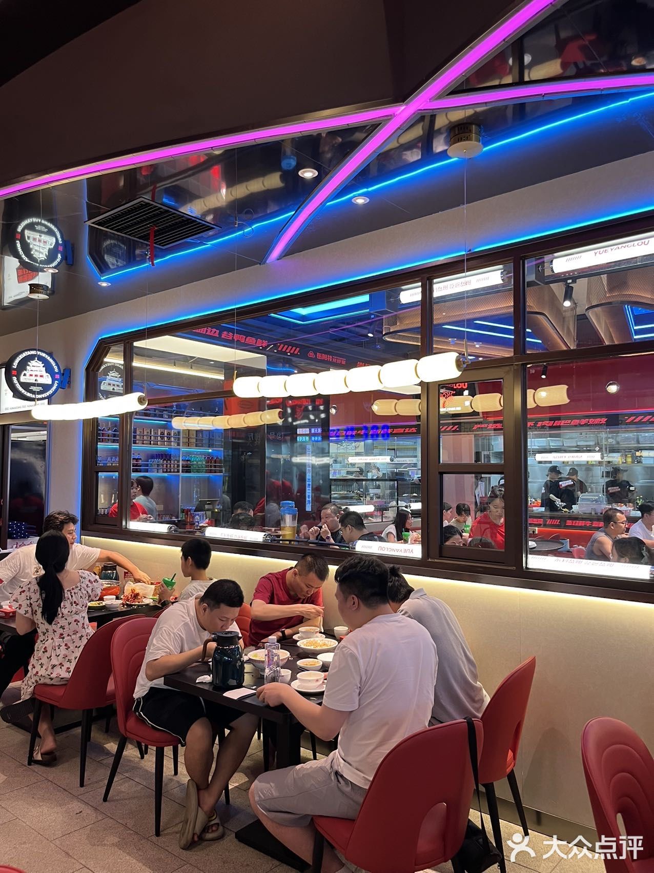 白云新店！不用跨城就能吃到地道湖南菜
