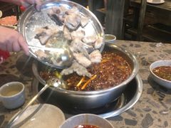 -肖肖酸萝卜鱼火锅(总店)