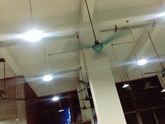 大堂-标记美食新鲜猪杂(兴南大道店)