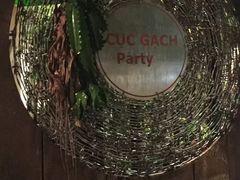 -Cuc Gach Quan Restaurant