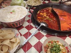 -赵美丽重庆火锅(西安直营总店)