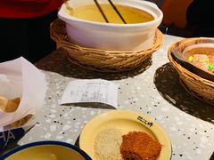 -鹤江桥·红油牛肉粉(SKP店)