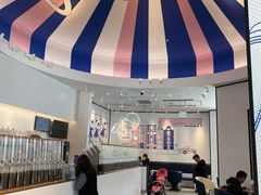 -喜茶(迪士尼小镇DP店)
