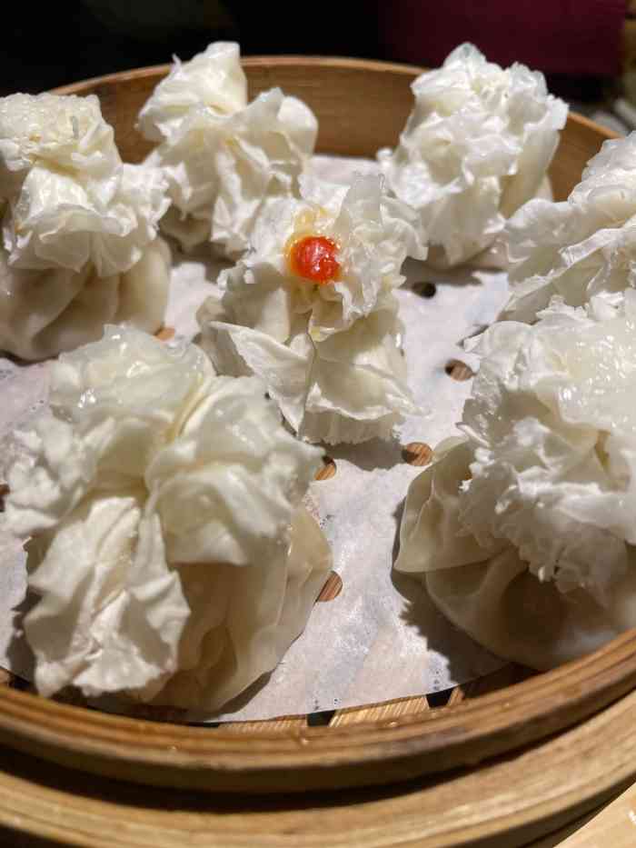 凤临阁百花烧麦-"带着小baby去的,店里没有喧嚣吵闹,灯.