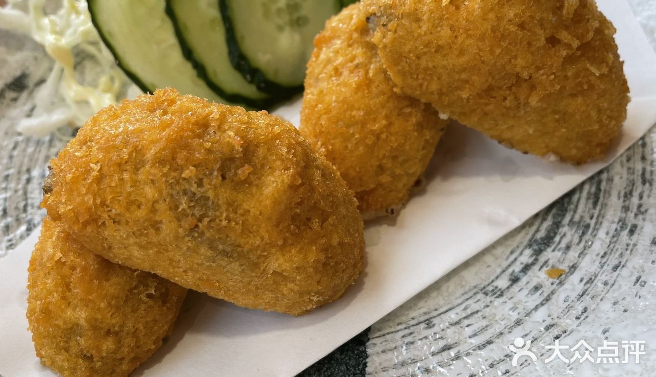 沙拉酱是分开放的 这点我太爱了!这次的新品