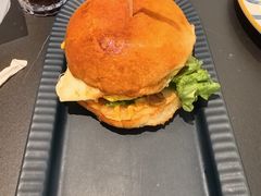 -必胜客(砂之船中东奥莱店)